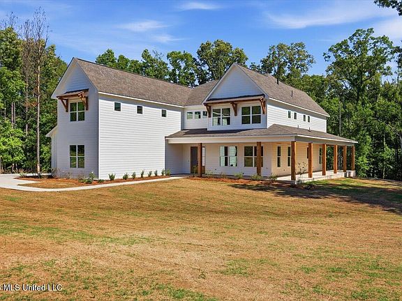 2nd image of 137 Viewpointe Dr