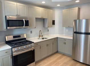 5036 Pine St #2F, Philadelphia, PA 19143