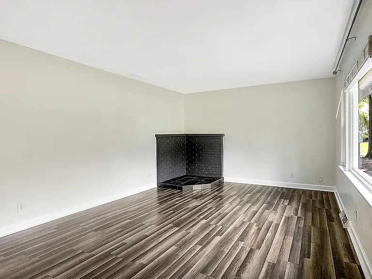 3315 Beech Dr — Photo 11