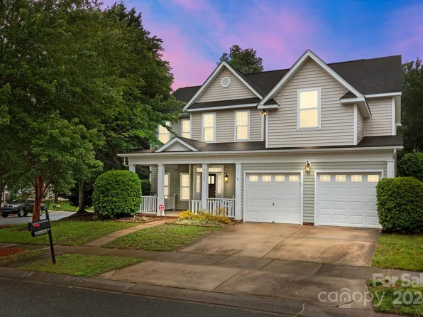 2558 Oakboro Ln, Charlotte, NC 28214