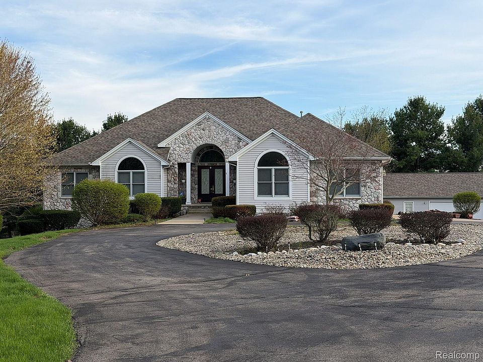 1st image of 4366 Cordova Dr