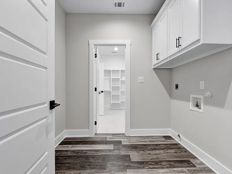 1808 Aleia Cv — Photo 3