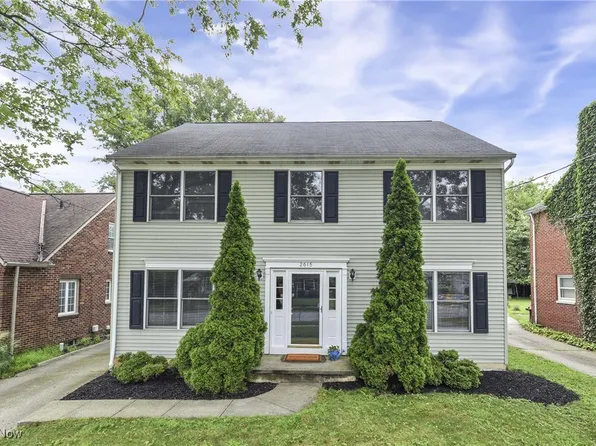2615 Hampton Rd, Rocky River, OH 44116