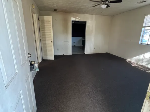 715 Cannon St, Covington, GA 30014