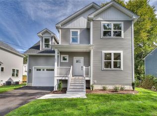 53 Pepper Bush Trl, Saunderstown, RI 02874