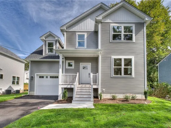 53 Pepper Bush Trl, Saunderstown, RI 02874