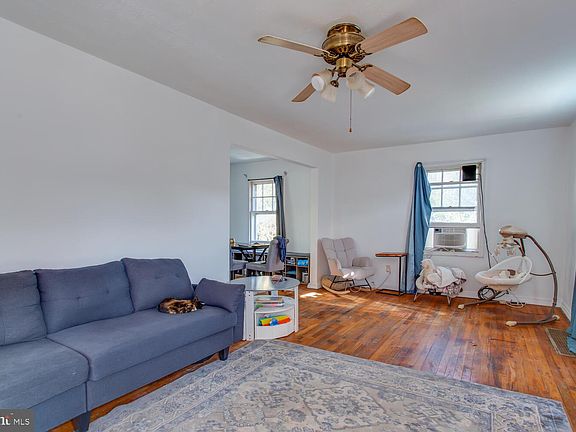 5th image of 21676 N Essex Dr