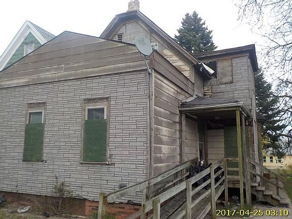 2nd image of 2503 N Buffum St
