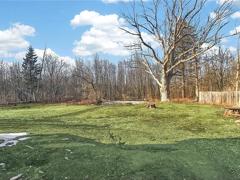 6637 Dix Rd — Photo 37