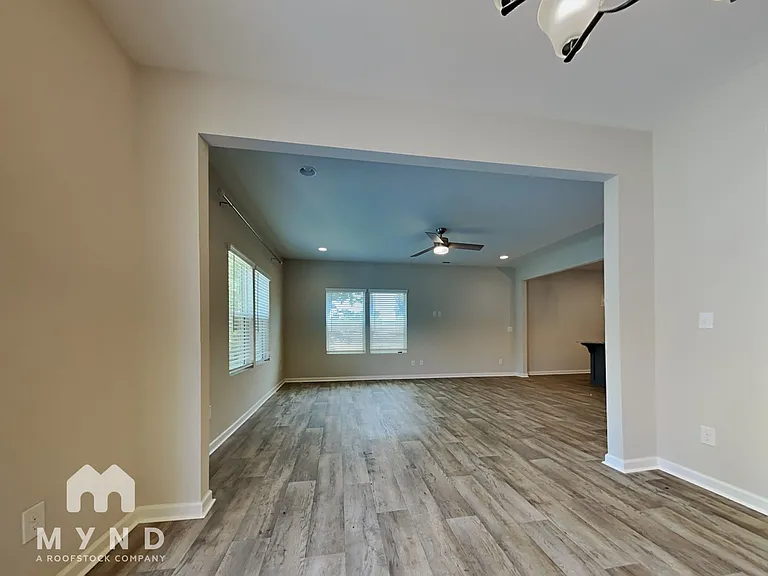 8645 River Ridge Dr — Photo 7