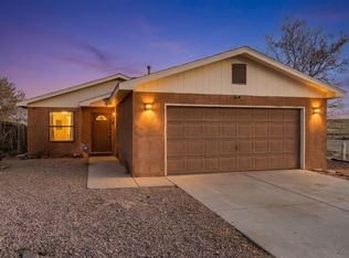 38 Sheba Pl, Los Lunas, NM 87031