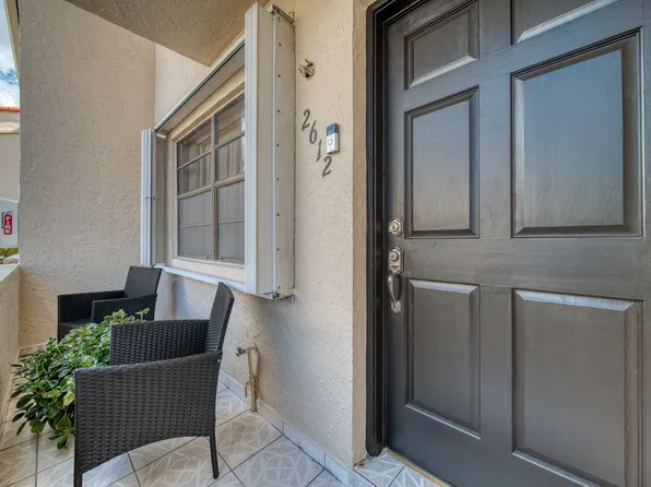 2612 W 54th Place Unit 204, Hialeah, FL 33016