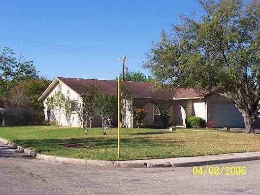 1st image of 6902 SPRING LARK DR