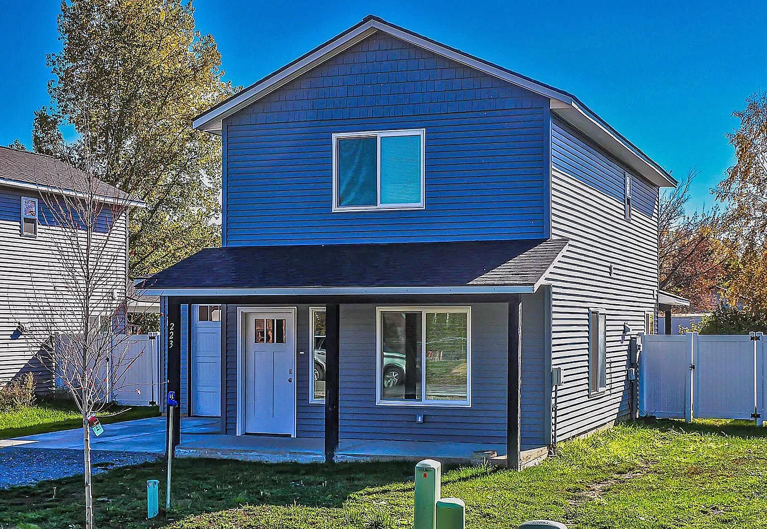 223 4th St, Ponderay, ID 83852 Zillow
