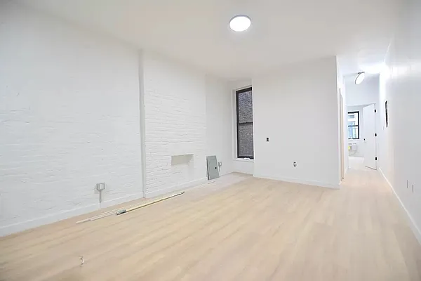 Rented by Nolita Group | media 10