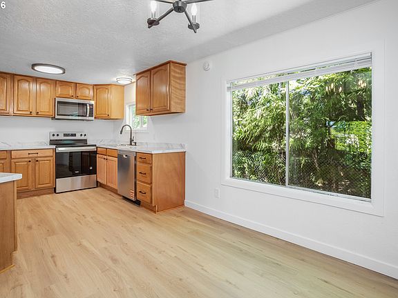 3rd image of 157 Rogers Rd