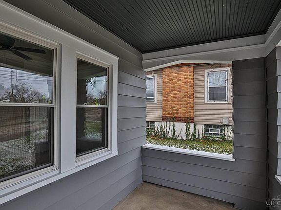 3rd image of 2235 Crane Ave