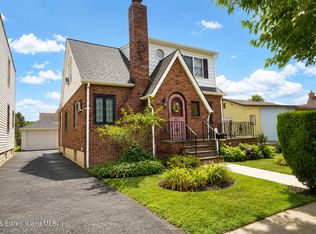 869 Targee St, Staten Island, NY 10304