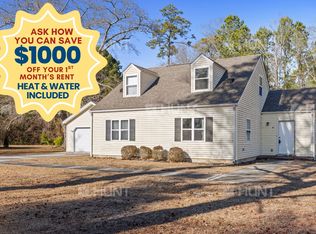 3348 Jones St, Camp Lejeune, NC 28547