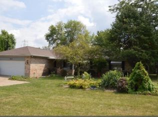 500 W Wenger Rd, Englewood, OH 45322
