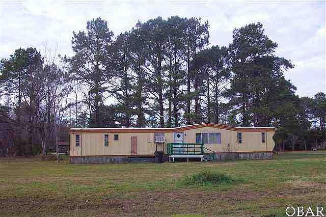 1st image of 19631 S Lake Dr