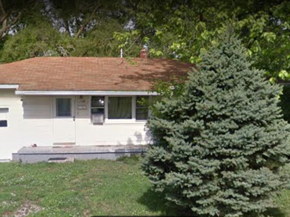 1st image of 1750 N Somerset Ave