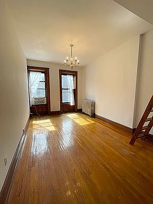 2nd image of 119 W 75th St #4B