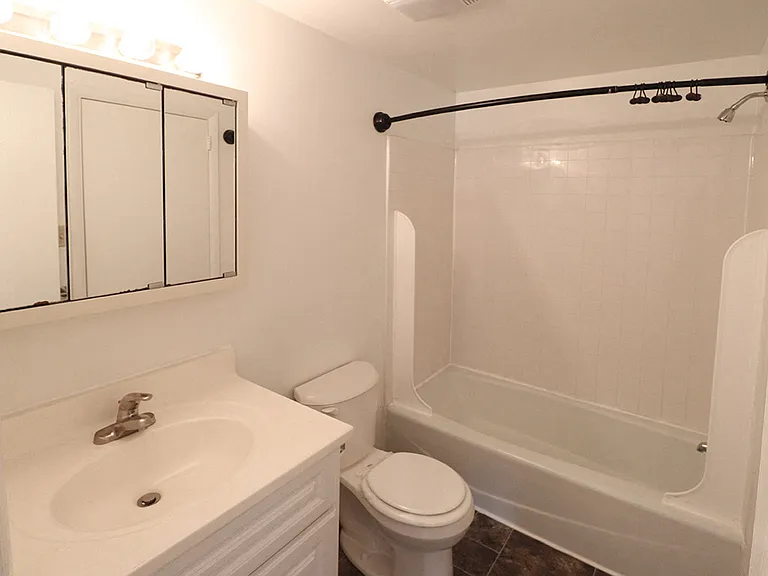 Belair Townhomes — Photo 18