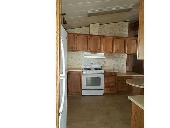 5th image of 6185 Rocky Mountain Ave