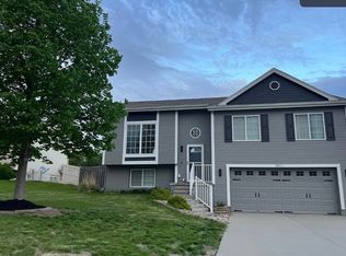10711 S 25th Ave, Bellevue, NE 68123