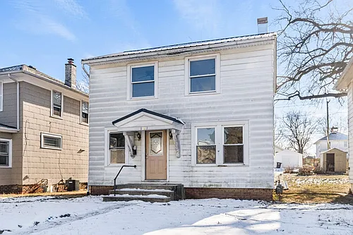1721 3rd St Photo 1