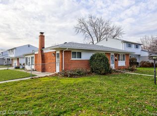 1609 Millard Ave, Madison Heights, MI 48071