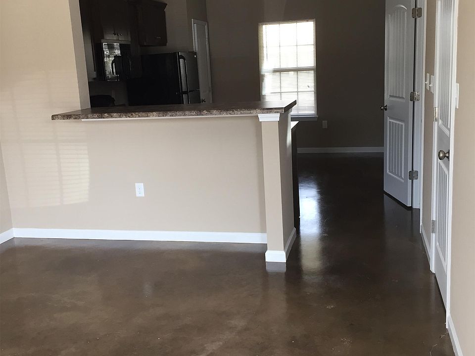 2nd image of 1500 Kathleen St APT 18