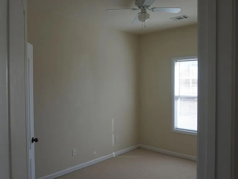 Guest bedroom 2