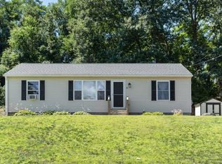41 Trolley Ln, Leominster, MA 01453