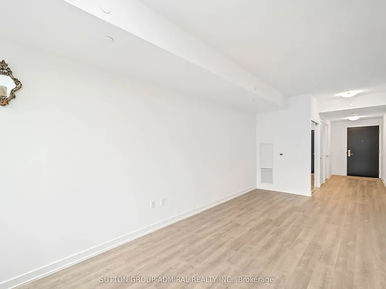 158 Front St E #812 — Photo 11