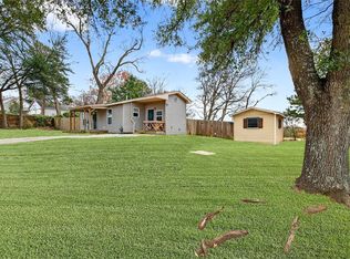 1710 W Crawford St, Denison, TX 75020