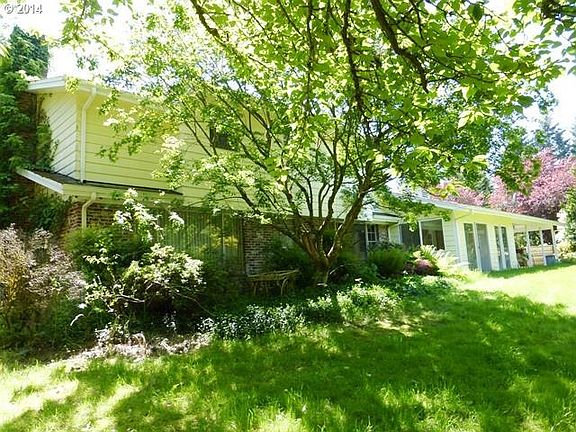 5th image of 18506 NE 23rd St