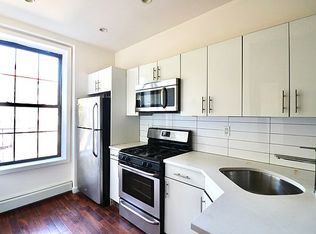 910A Greene Ave APT 3, Brooklyn, NY 11221