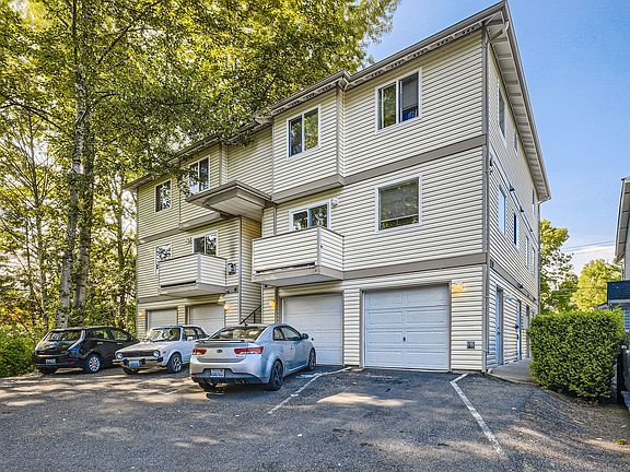 3rd image of 1710 121st St SE #B