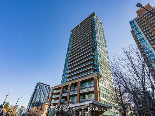 80 Western Battery Rd #801, Toronto, ON M6K 3S1