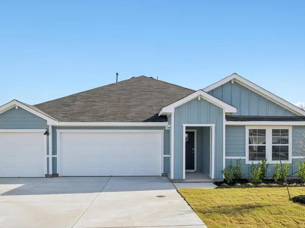 179 Great Northern Dr, Cedar Creek, TX 78612