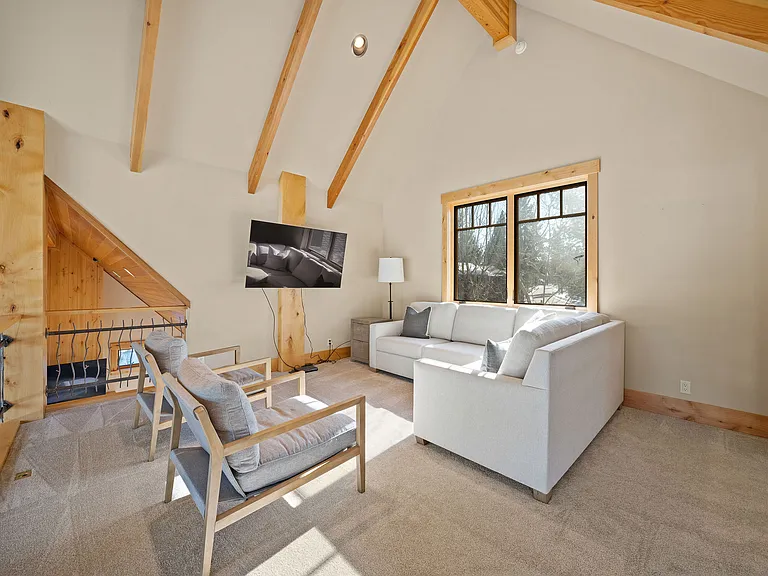 9353 Heartwood Dr — Photo 29