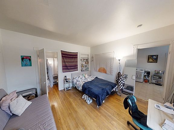 2nd image of 1110 Granger Ave Unit 5