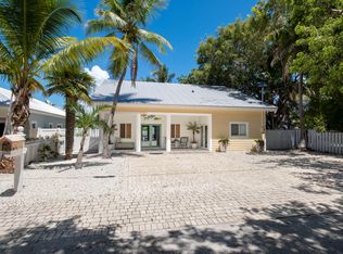 118 1st St, Key Largo, FL 33037