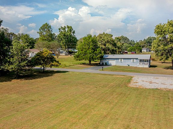 5th image of 492 Oakwood Ter