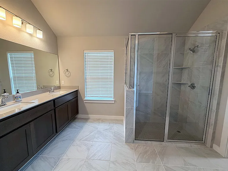 150 Patrick Herndon Dr — Photo 12