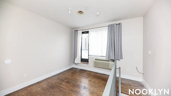 Rented by Nooklyn NYC LLC | media 22