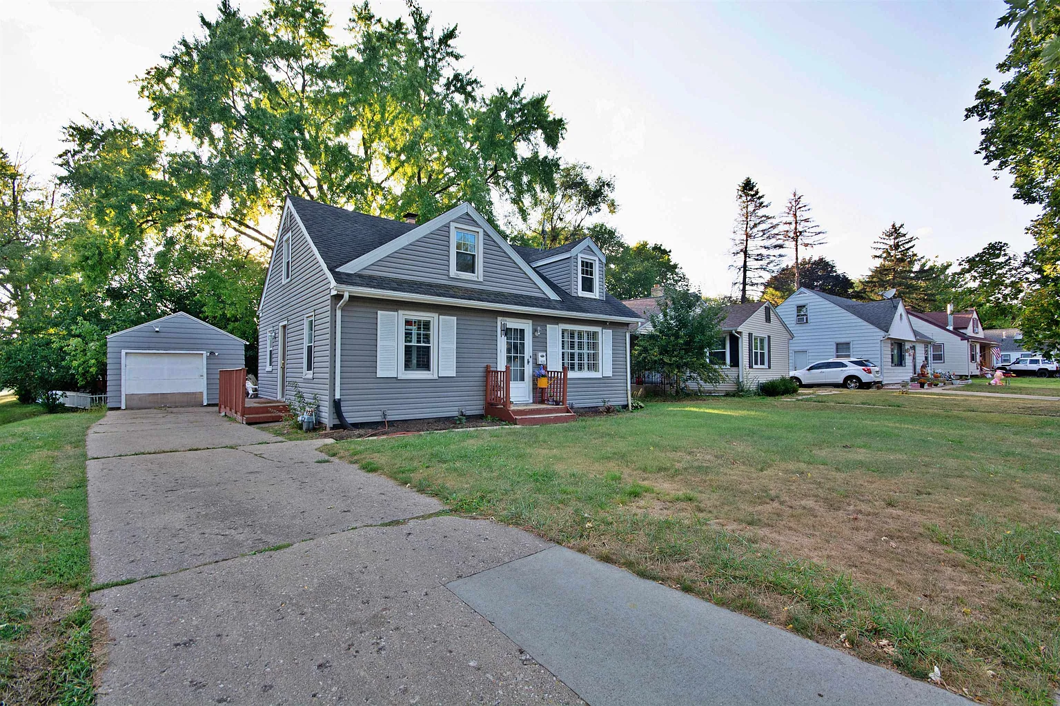 1823 Nebraska Rd photo 1