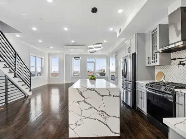 122 Terrace Avenue image 10 of 37